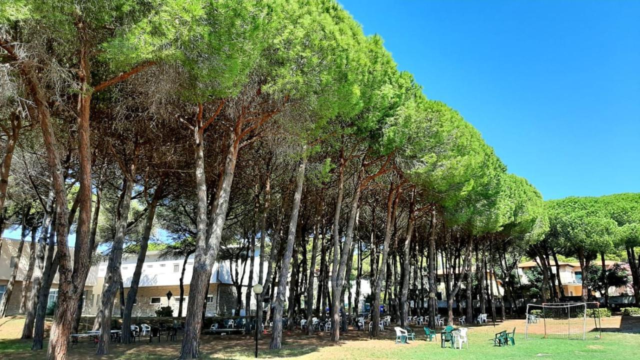 San Giuseppe Casa Per Ferie Hotel Quercianella Buitenkant foto