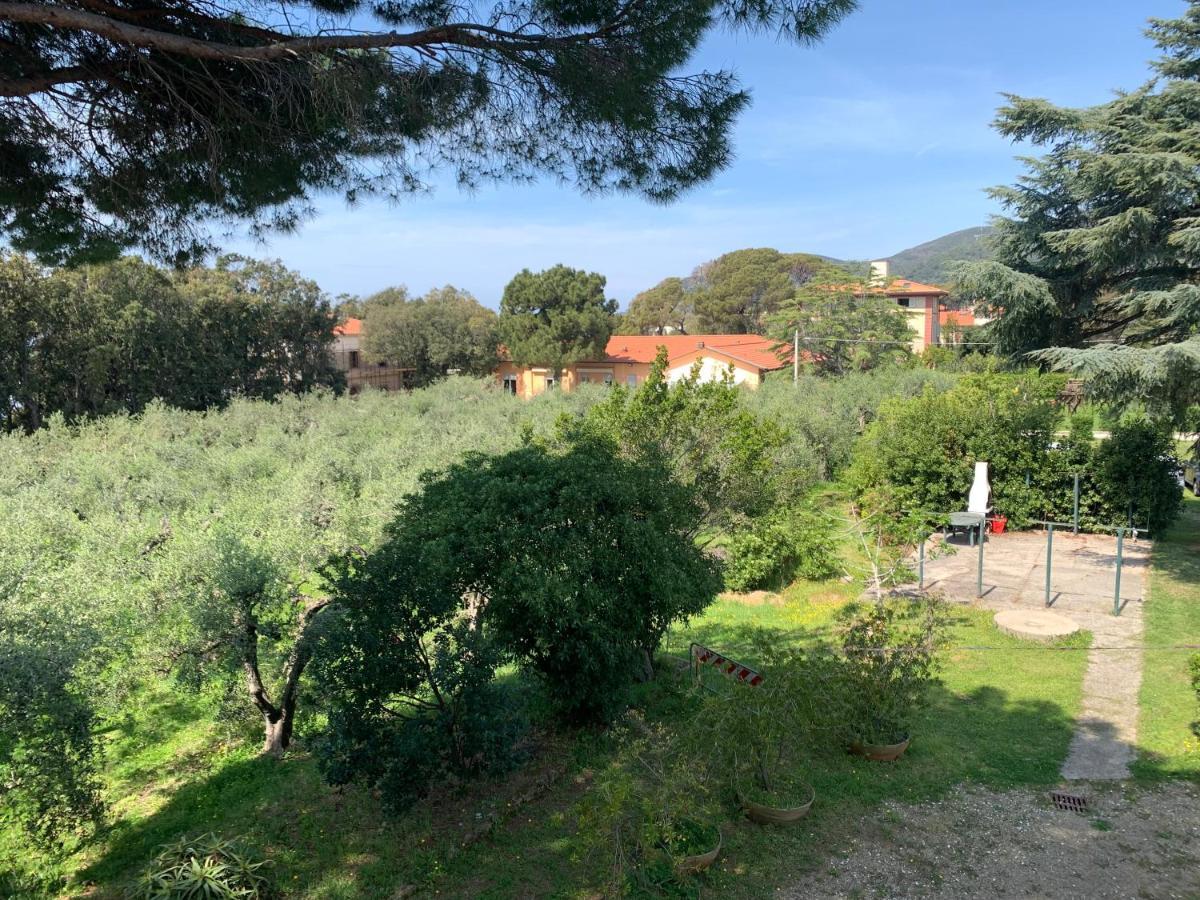 San Giuseppe Casa Per Ferie Hotel Quercianella Buitenkant foto